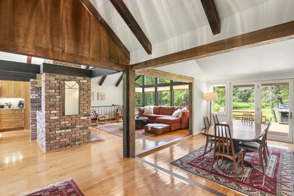 55 Crosstown Road Dover VT 05356