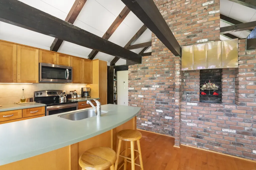 55 Crosstown Road Dover VT 05356