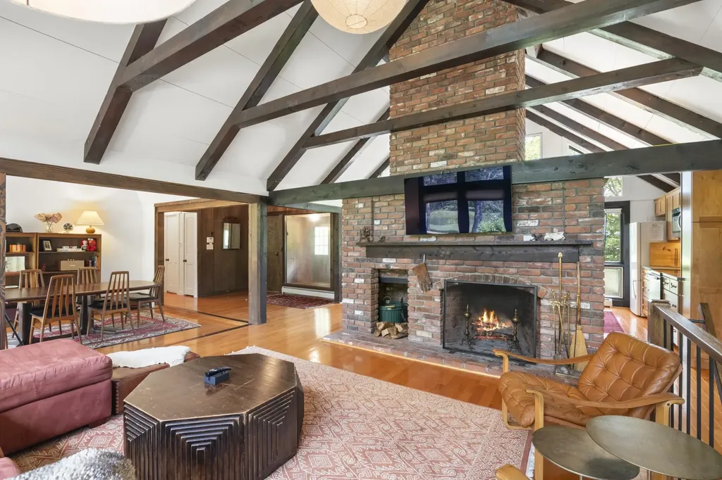 55 Crosstown Road Dover VT 05356