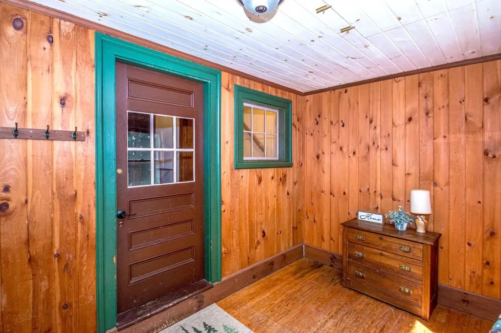 44 Neighbors Row Conway NH 03860
