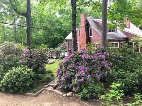 44 Neighbors Row Conway NH 03860