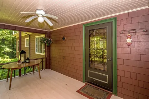 44 Neighbors Row Conway NH 03860