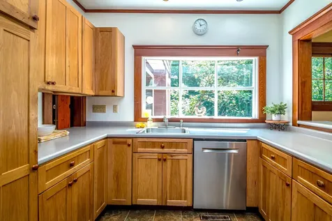 44 Neighbors Row Conway NH 03860