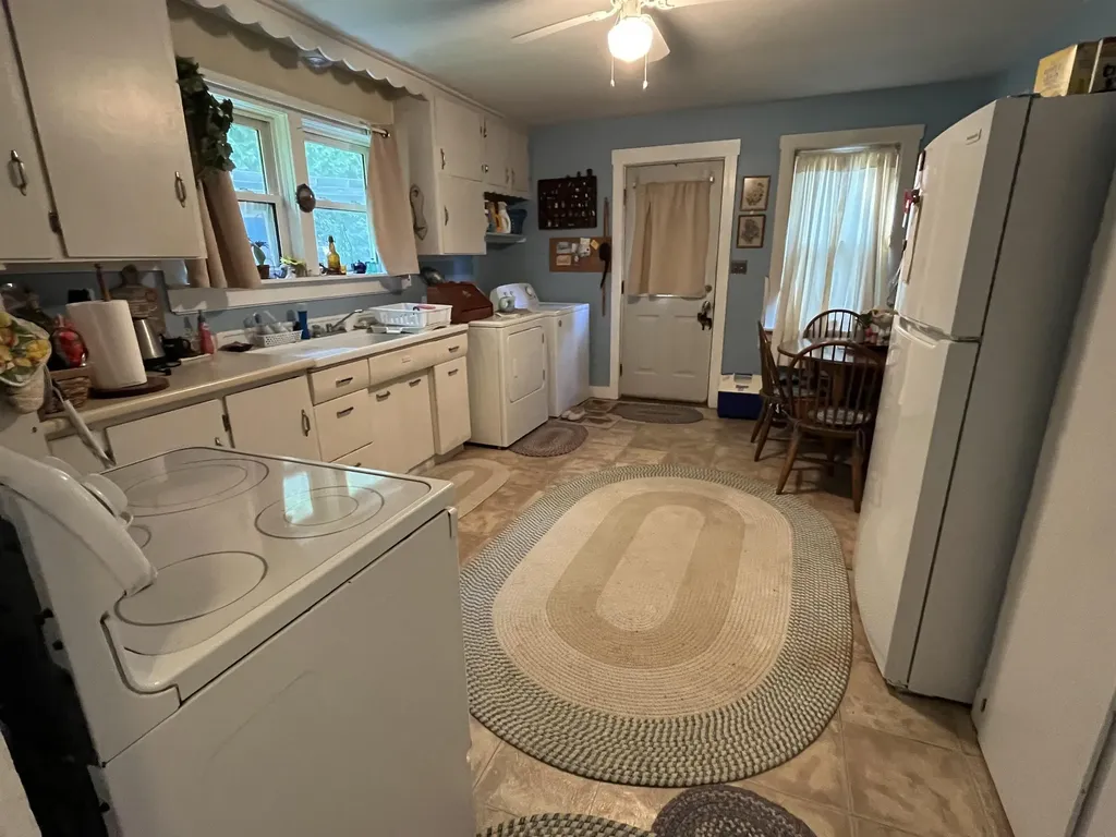 6696 Us Route 7 Pittsford VT 05733