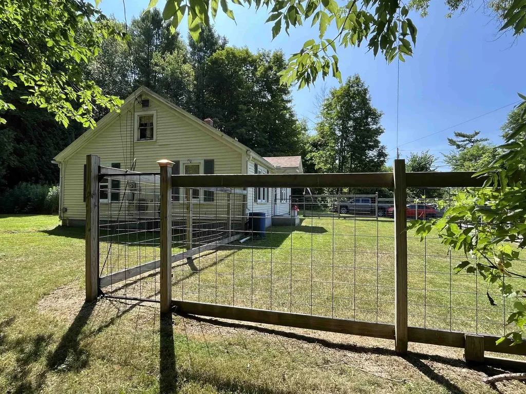 6696 Us Route 7 Pittsford VT 05733