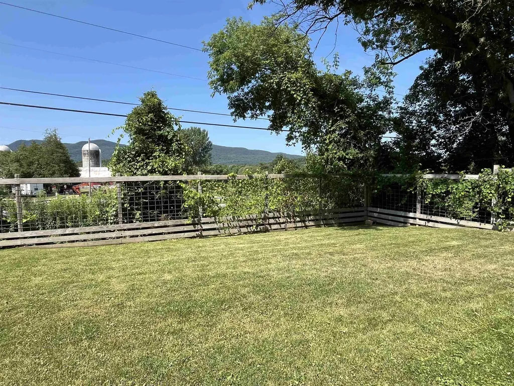 6696 Us Route 7 Pittsford VT 05733