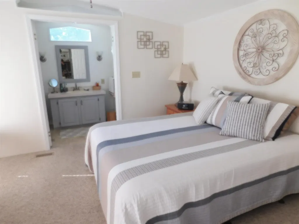 5 Caribbean Lane Rochester NH 03867