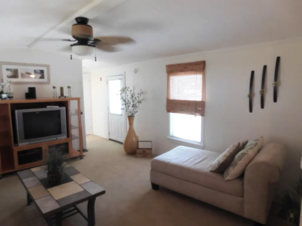 5 Caribbean Lane Rochester NH 03867