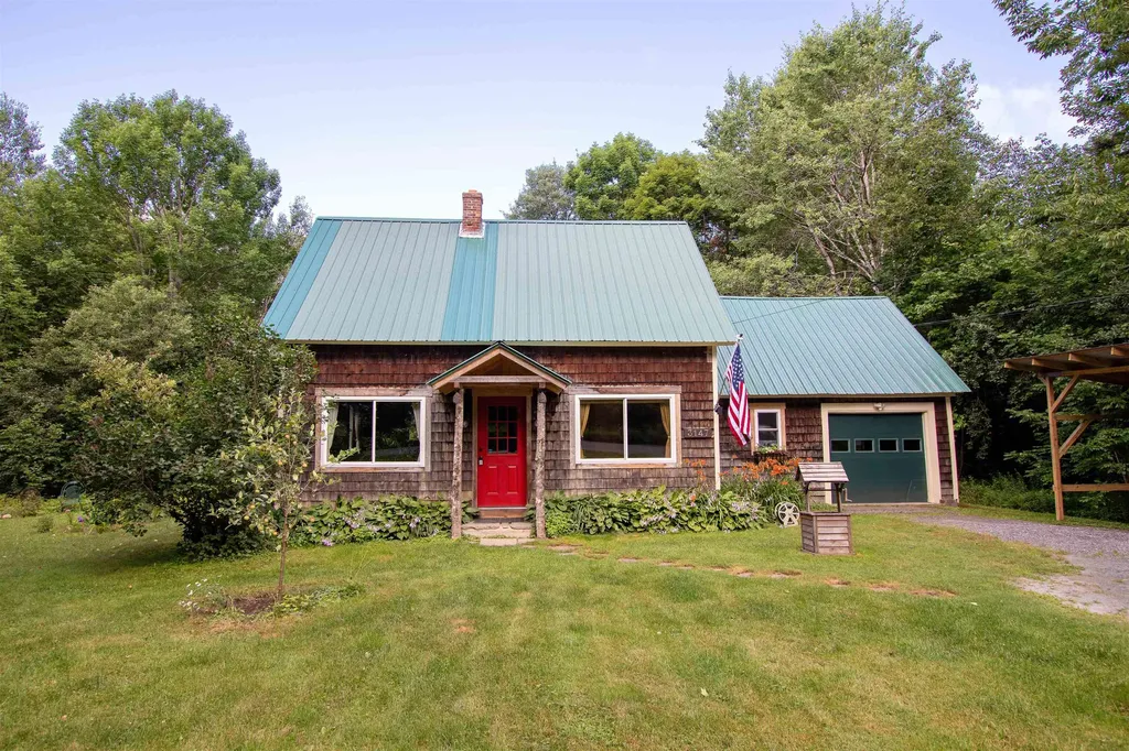 3147 Keiser Pond Road Danville VT 05828