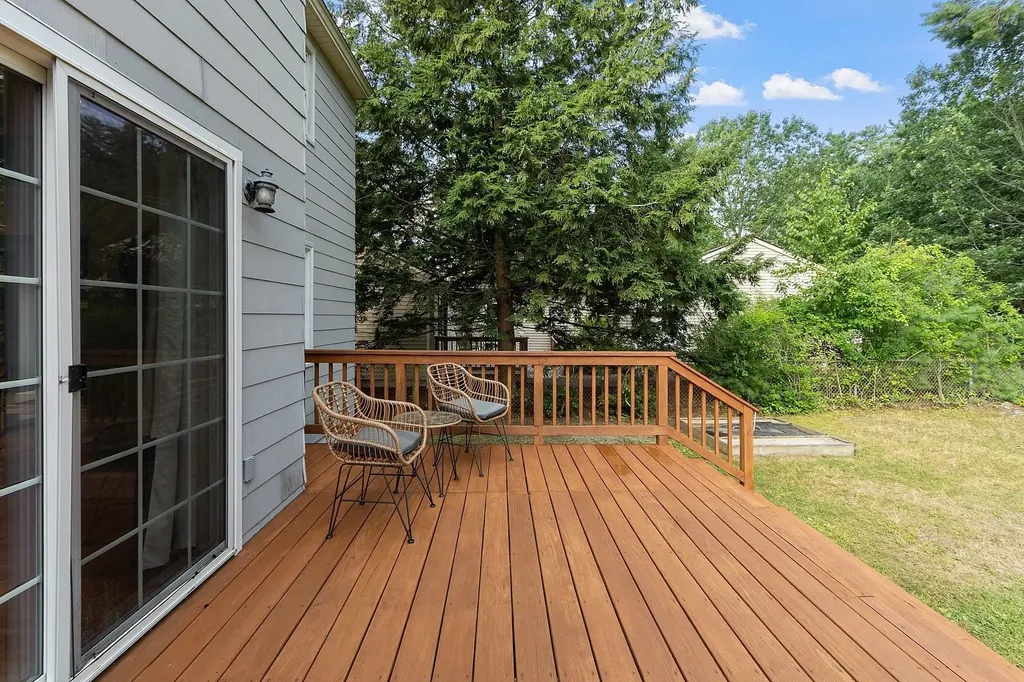 9 Moose Club Park Road Goffstown NH 03045