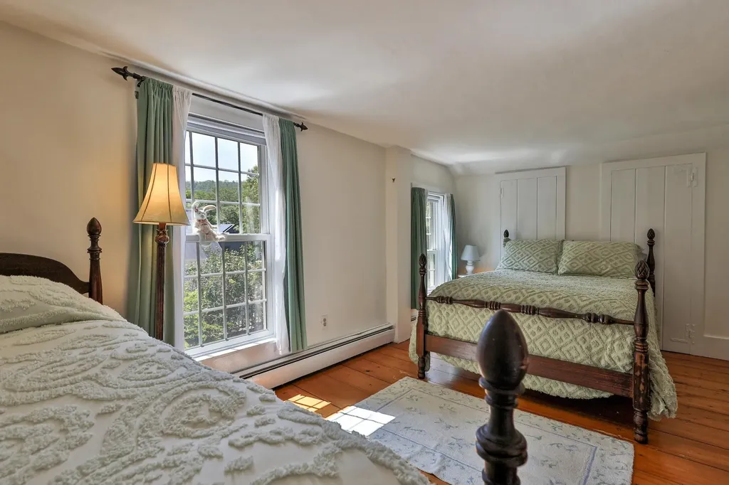 106 Vt Route 100 Weston VT 05161