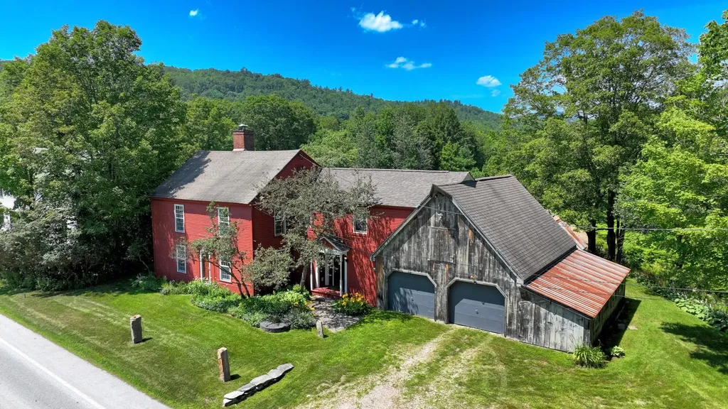 106 Vt Route 100 Weston VT 05161