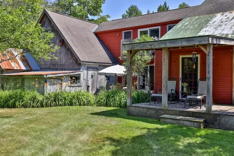 106 Vt Route 100 Weston VT 05161