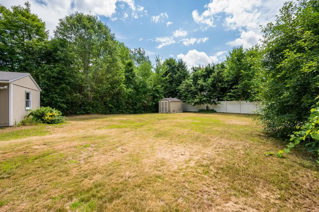 22 Park Avenue Claremont NH 03743
