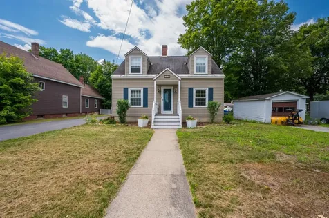 22 Park Avenue Claremont NH 03743