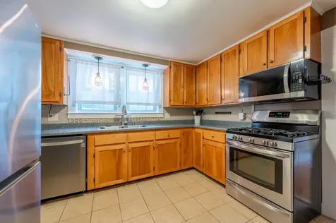 22 Park Avenue Claremont NH 03743