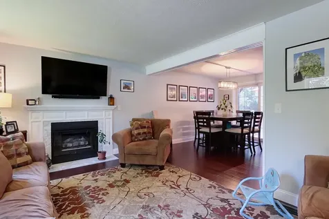 198 Megan Drive Manchester NH 03109