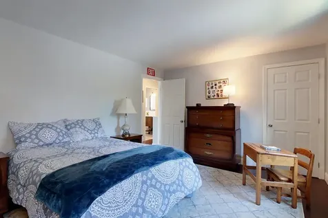 198 Megan Drive Manchester NH 03109