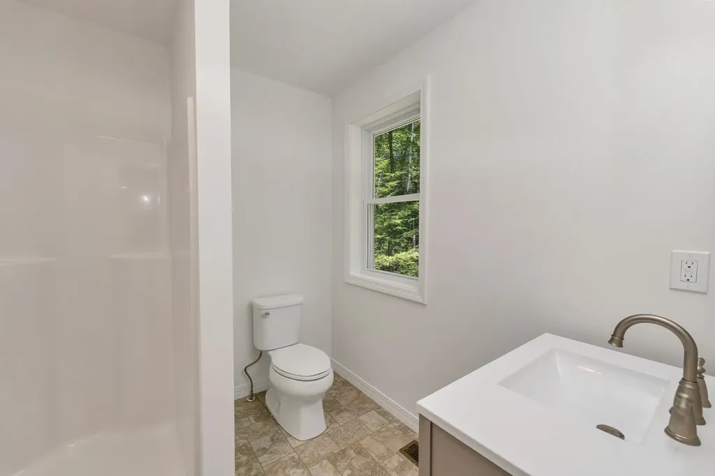 128 Onset Road Bennington NH 03442