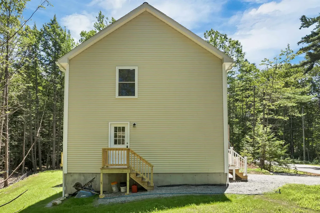 128 Onset Road Bennington NH 03442