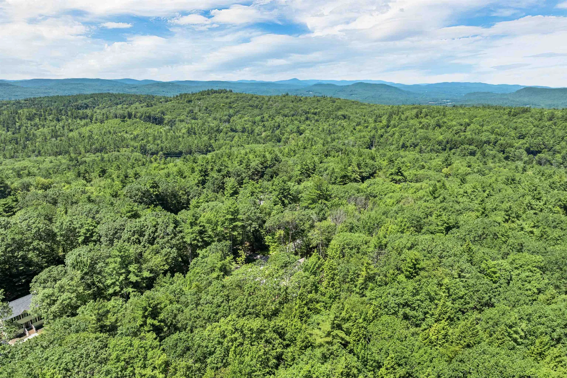 128 Onset Road Bennington NH 03442