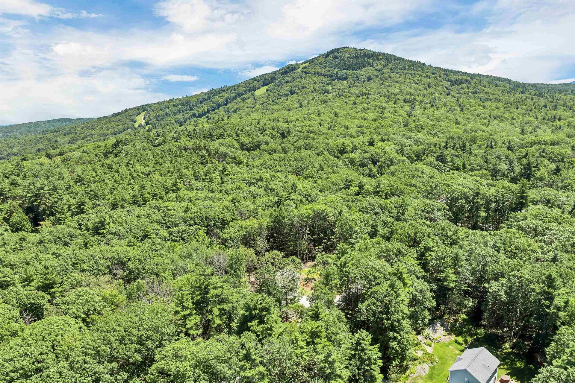 128 Onset Road Bennington NH 03442