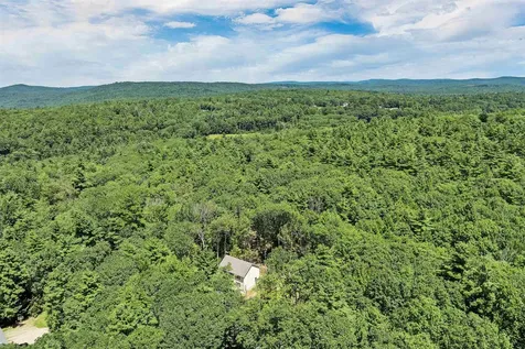 128 Onset Road Bennington NH 03442