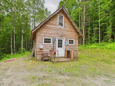 18 Cooke Road Stewartstown NH 03576