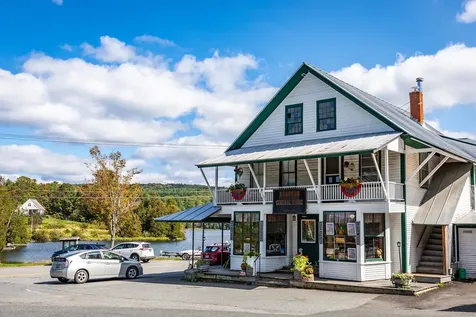 5518 Vt Route 12 Barnard VT 05031