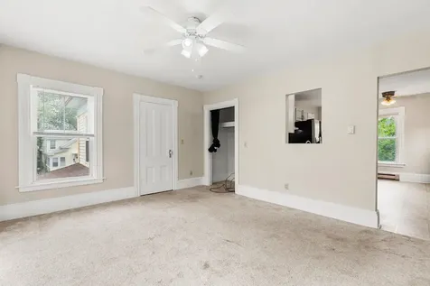 11 Green Street Rochester NH 03868