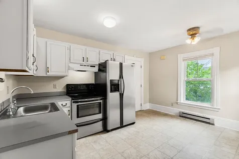11 Green Street Rochester NH 03868