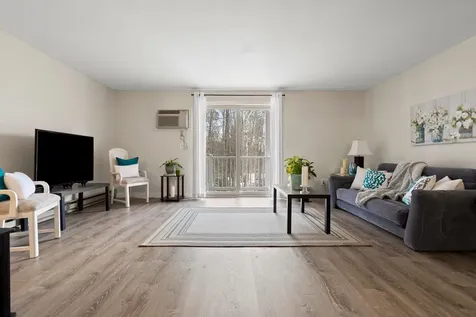 39 Ernest Avenue Exeter NH 03833