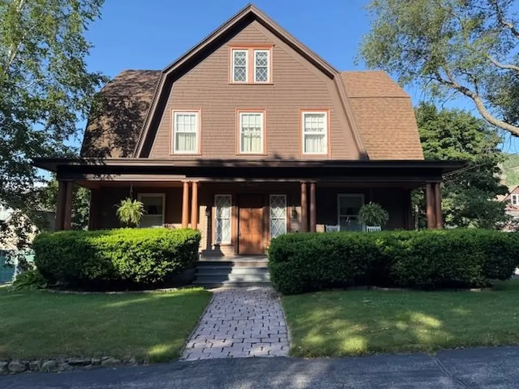 135 High Street Berlin NH 03570