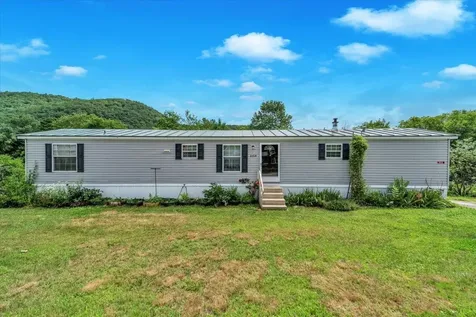 593 South Windsor Street Royalton VT 05068