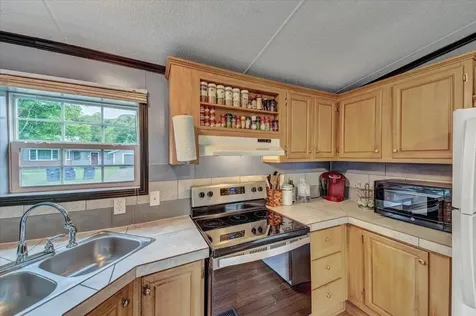 593 South Windsor Street Royalton VT 05068