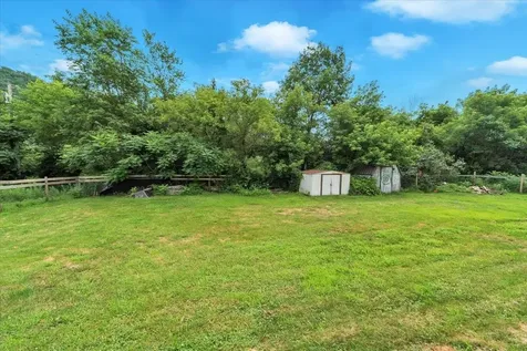 593 South Windsor Street Royalton VT 05068