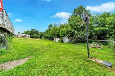 593 South Windsor Street Royalton VT 05068