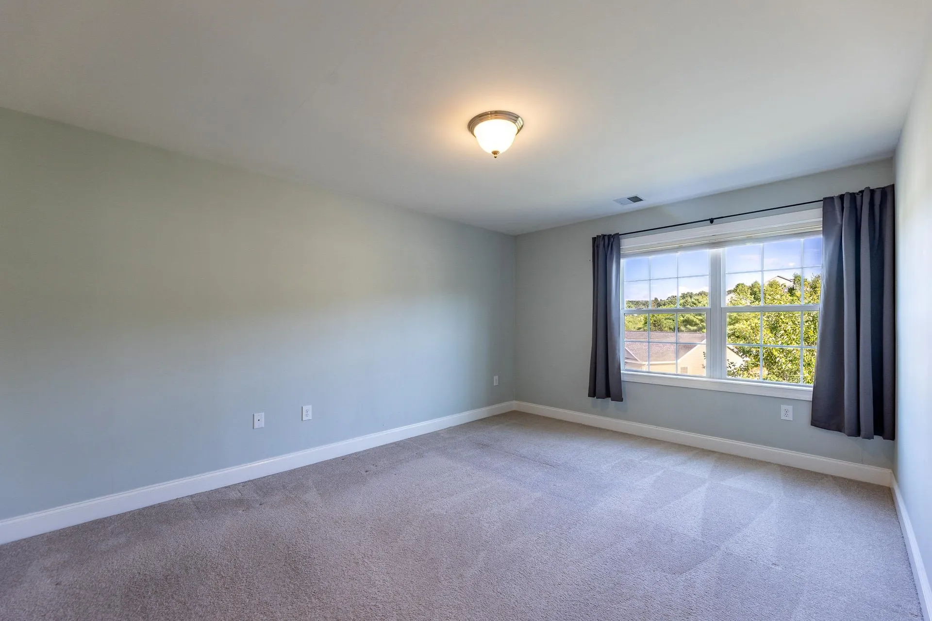 60 Mountain View Drive Lebanon NH 03766