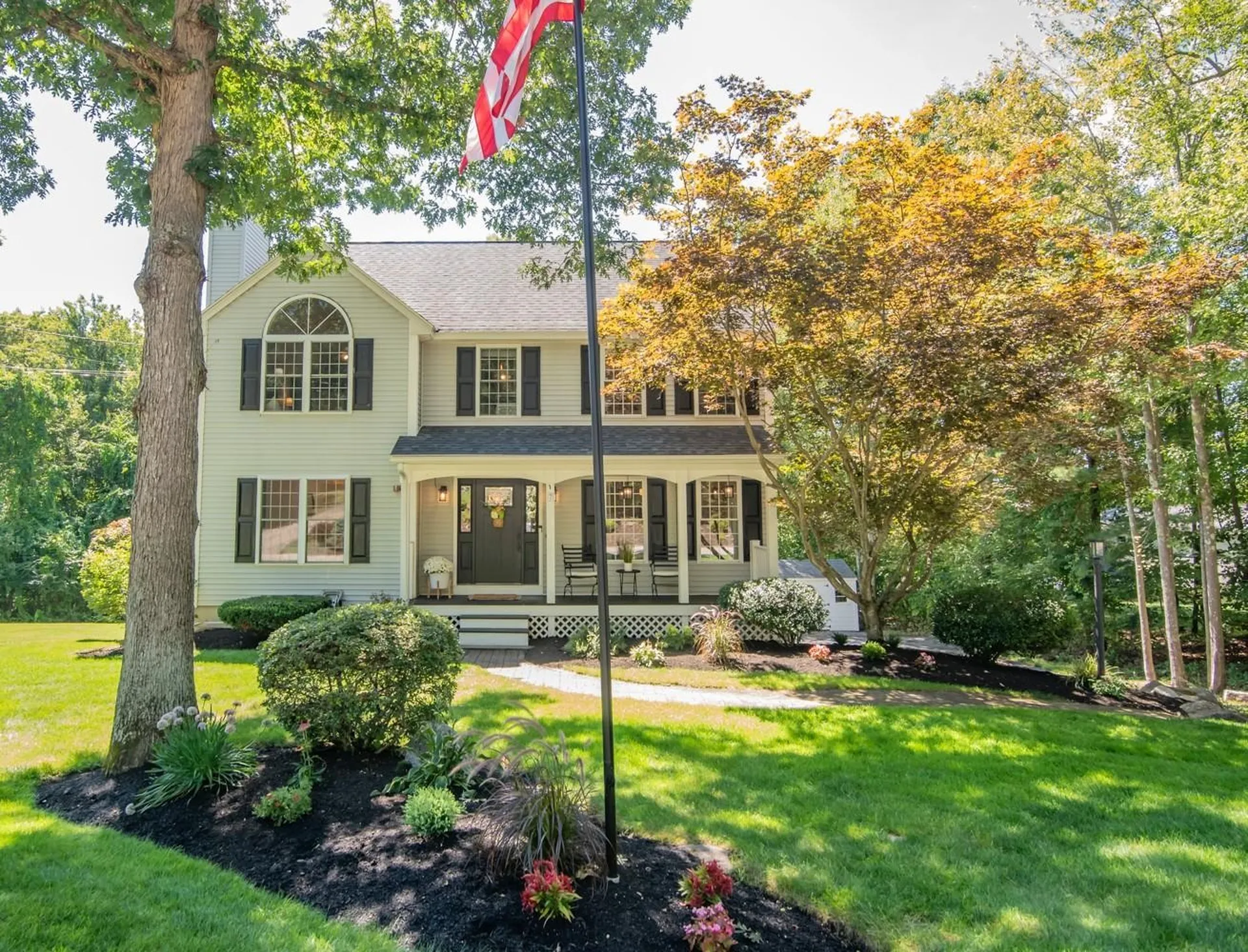 7 Gailor Lane Hooksett NH 03106