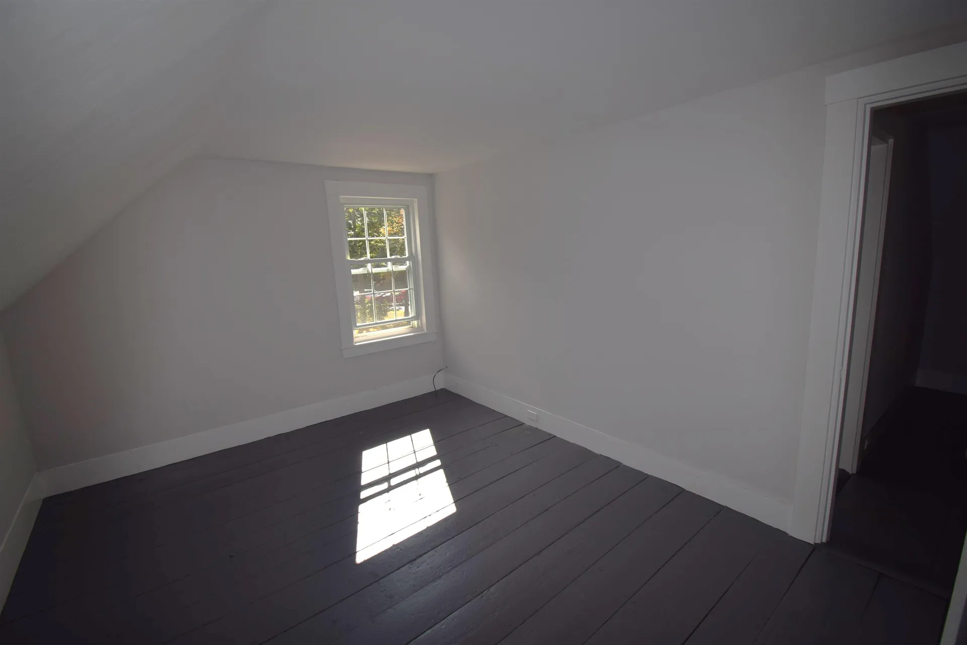 113 Main Street Kingston NH 03848