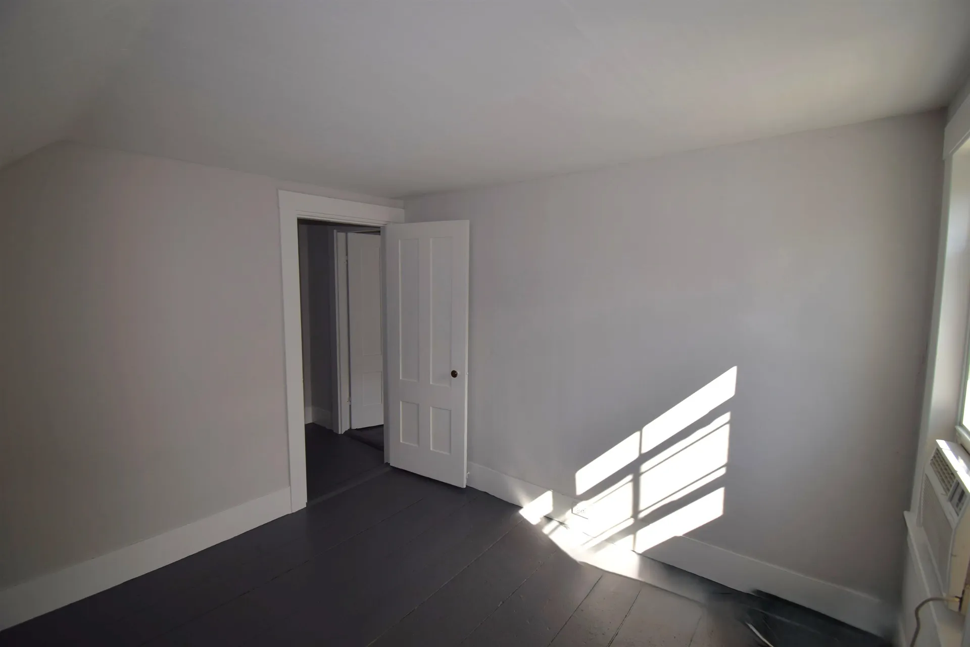 113 Main Street Kingston NH 03848
