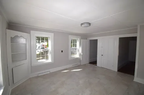 113 Main Street Kingston NH 03848