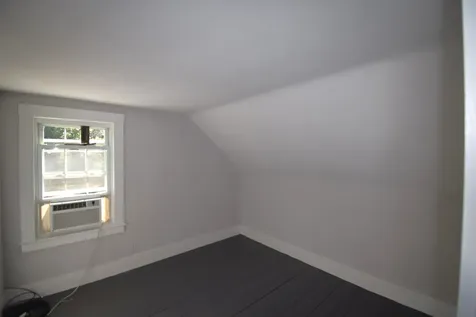 113 Main Street Kingston NH 03848