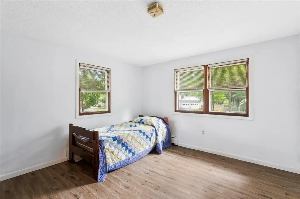 5 Center Street Bennington VT 05201