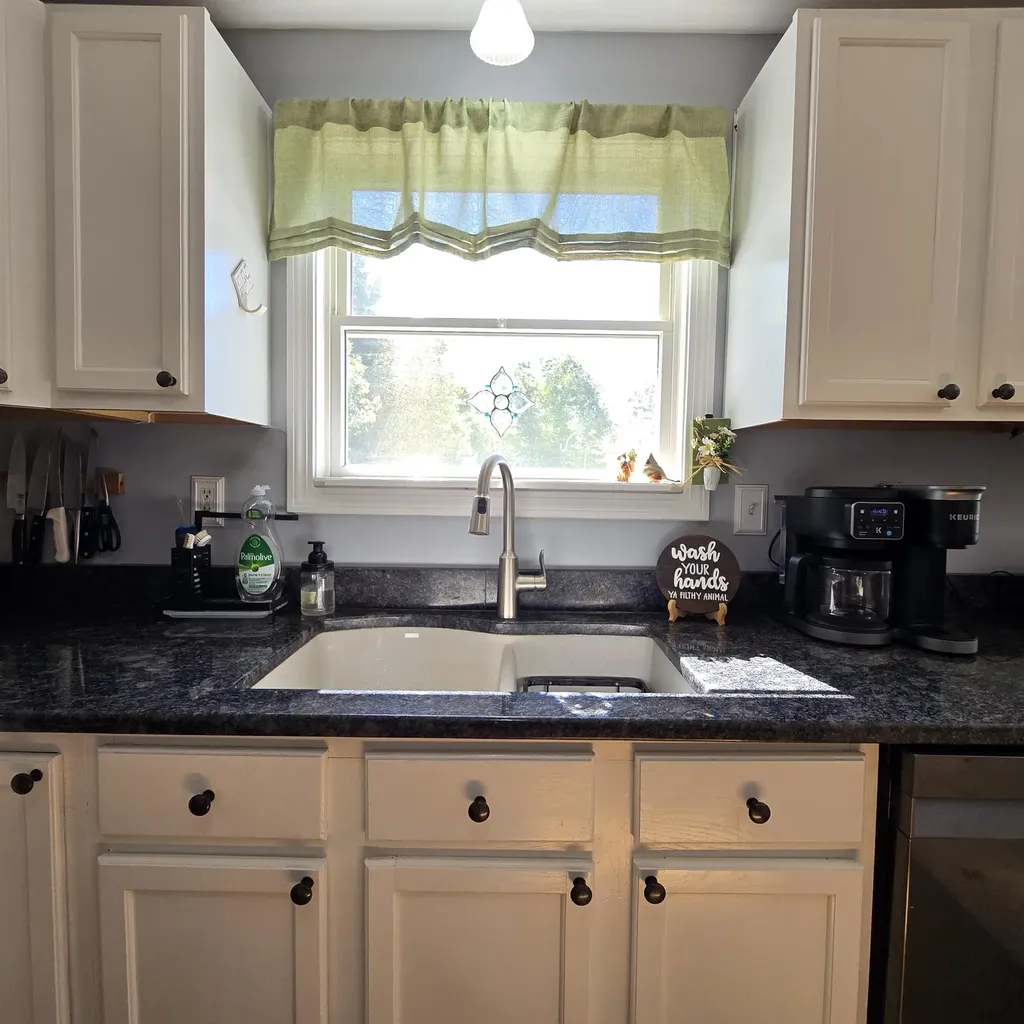 229 Frank C. Gilman Highway Alton NH 03809