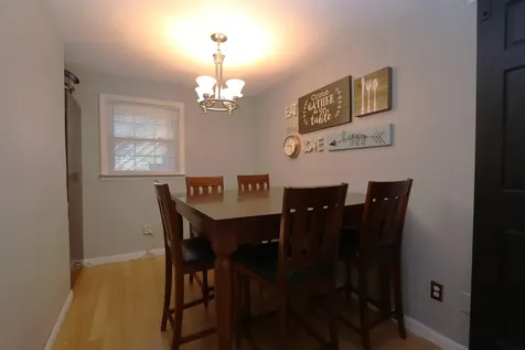 8 Maple Street Kingston NH 03848