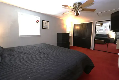 8 Maple Street Kingston NH 03848