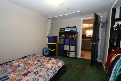 8 Maple Street Kingston NH 03848