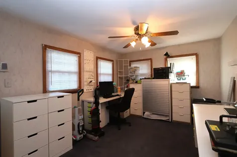 8 Maple Street Kingston NH 03848