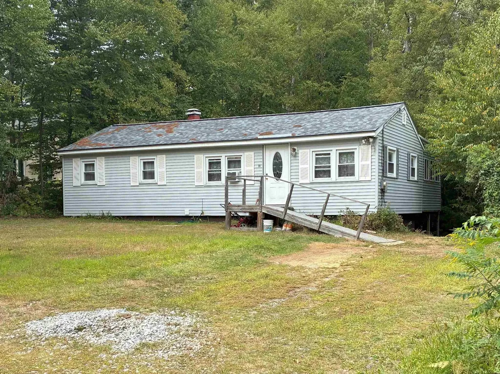 76 Water Street Boscawen NH 03303